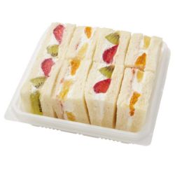 【S6015】いちご入りフルーツサンドボックス 1パック