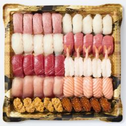 S6033】【魚屋の鮨】本鮪と自慢のネタのご馳走にぎり鮨(うに・いくら