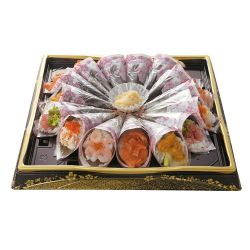 まぐろたたきやうになどが入った海鮮贅沢手巻寿司15本